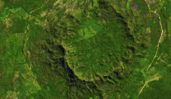 Cratera de Impacto no Pantanal (Brasil)